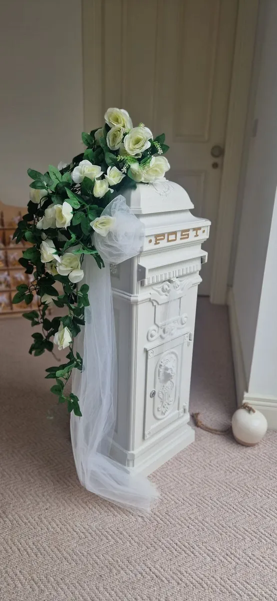 Wedding Postbox Hire and Savoury Station - Image 4