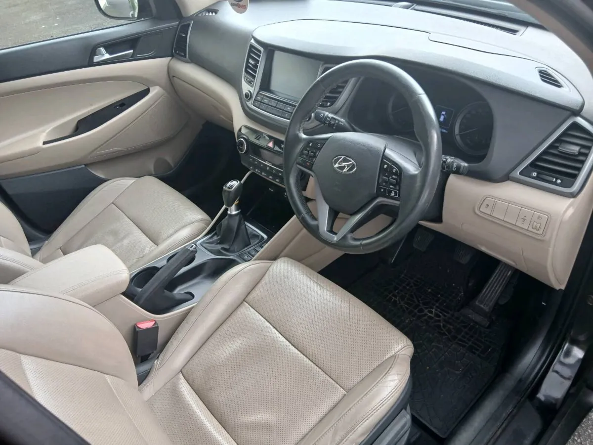 Hyundai Tucson Executive 1.7D.. No Damage - Image 3