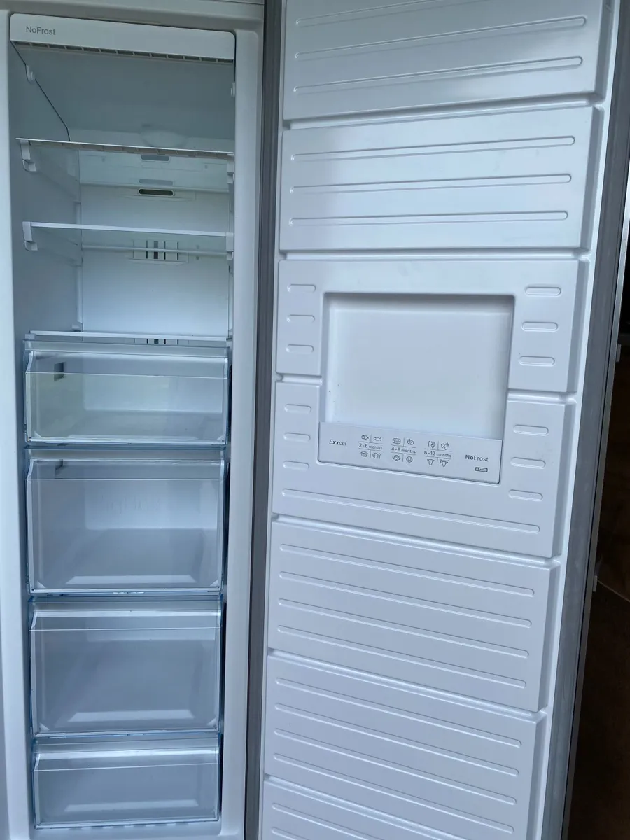 Bosch Freezer 189H x 59W x 63D cm - Image 1