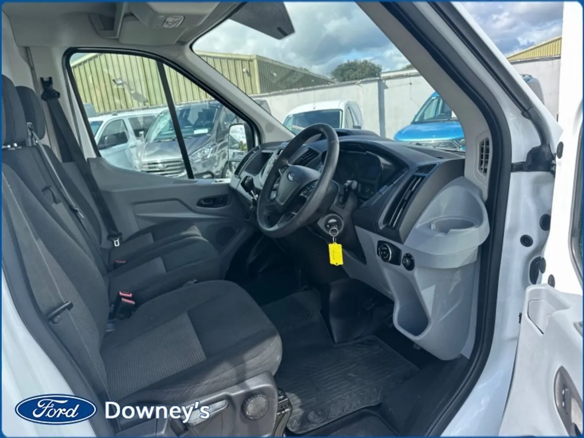 Ford Transit 350 RWD 2.0 TD 130 PS - Image 2