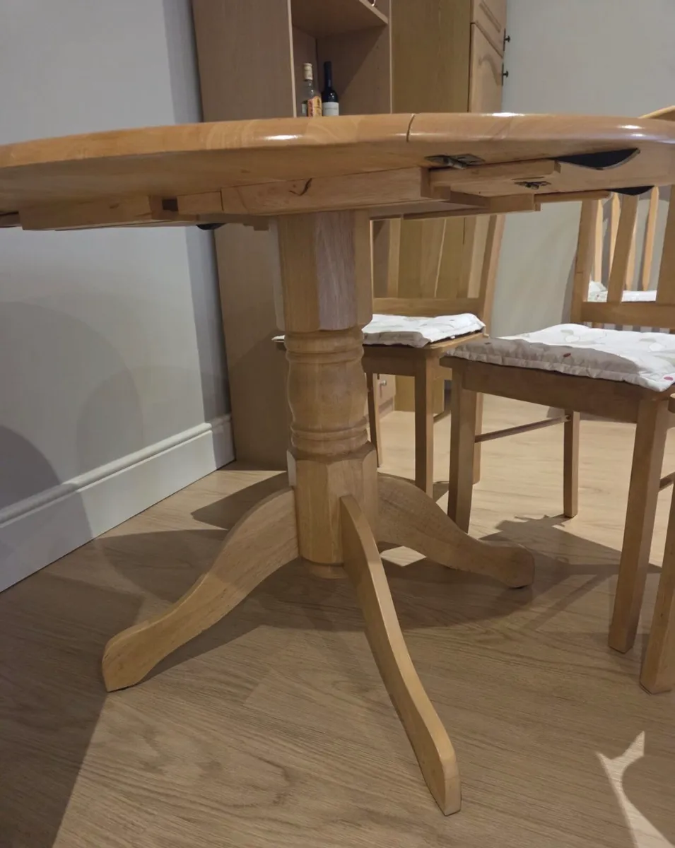 Extendable Dinning Table with Chairs - Image 3