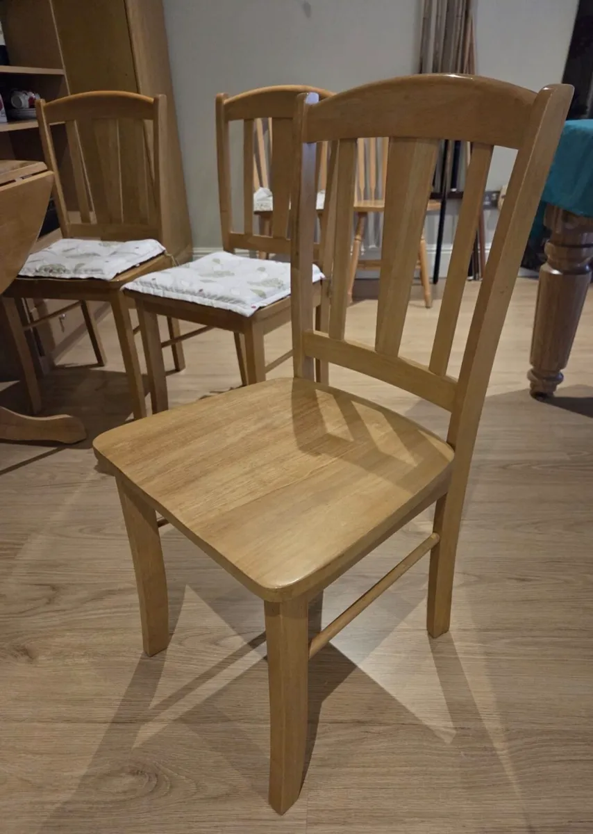 Extendable Dinning Table with Chairs - Image 4