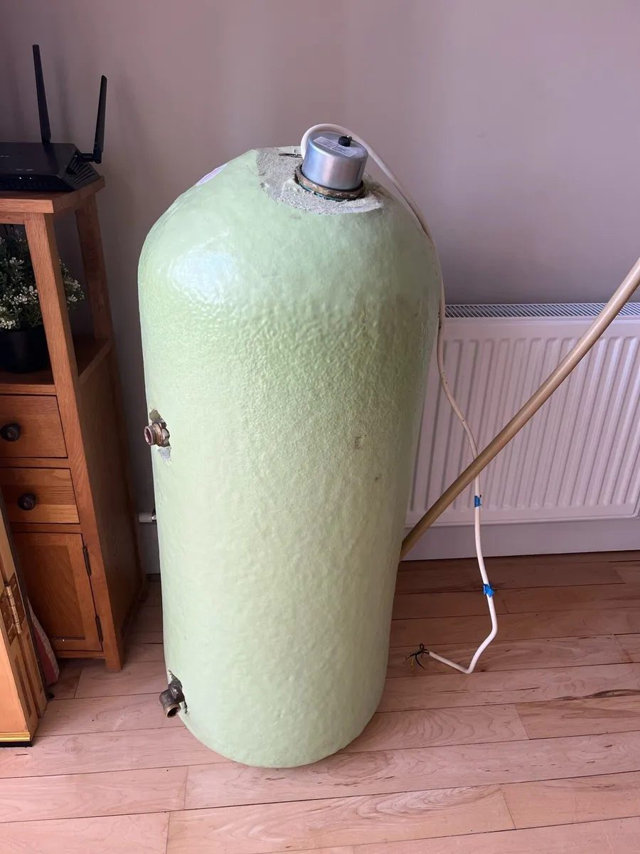 Hot Water Tank