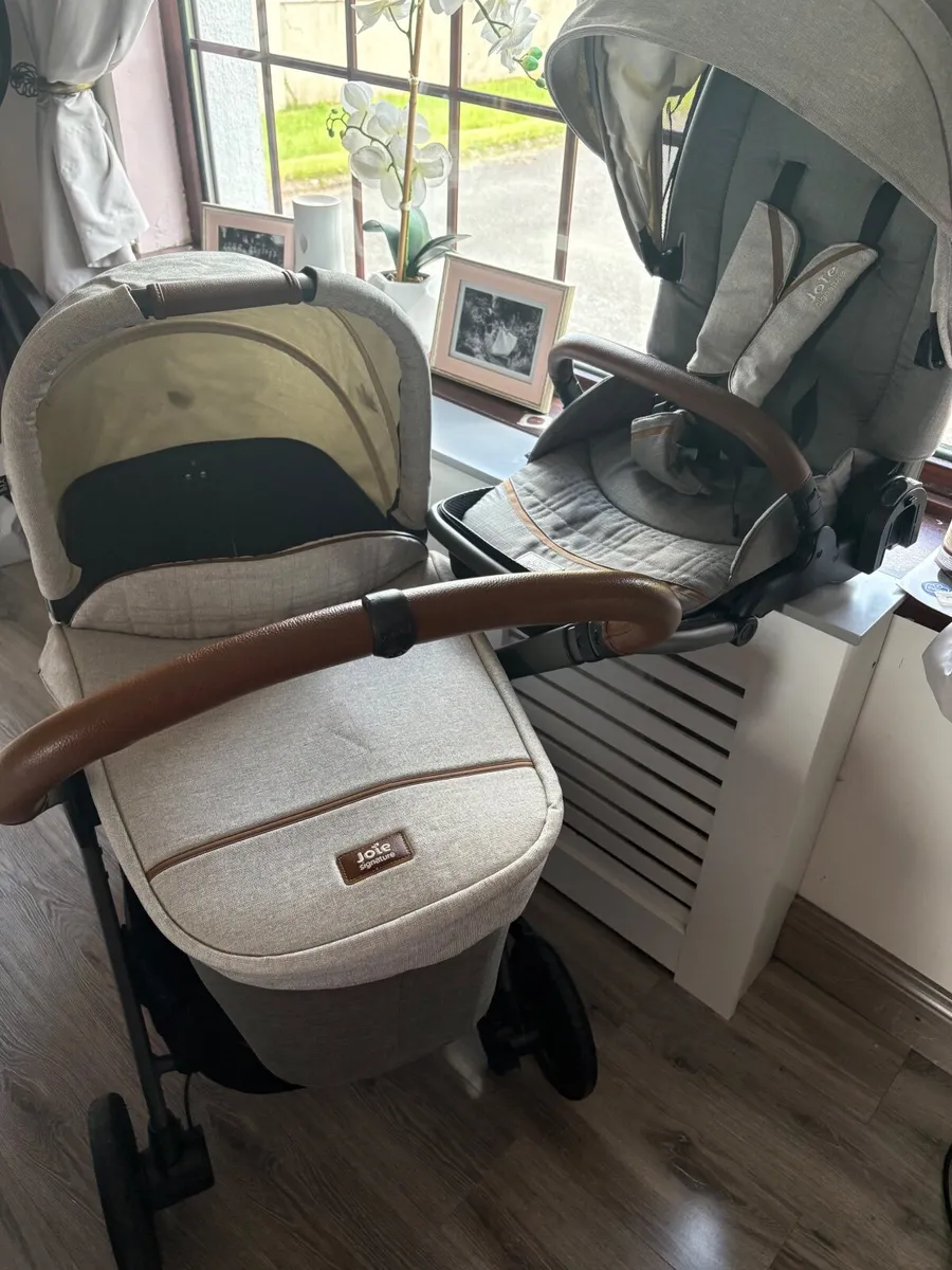 2 in 1 Joie Signature Buggie/Pram System - Image 3