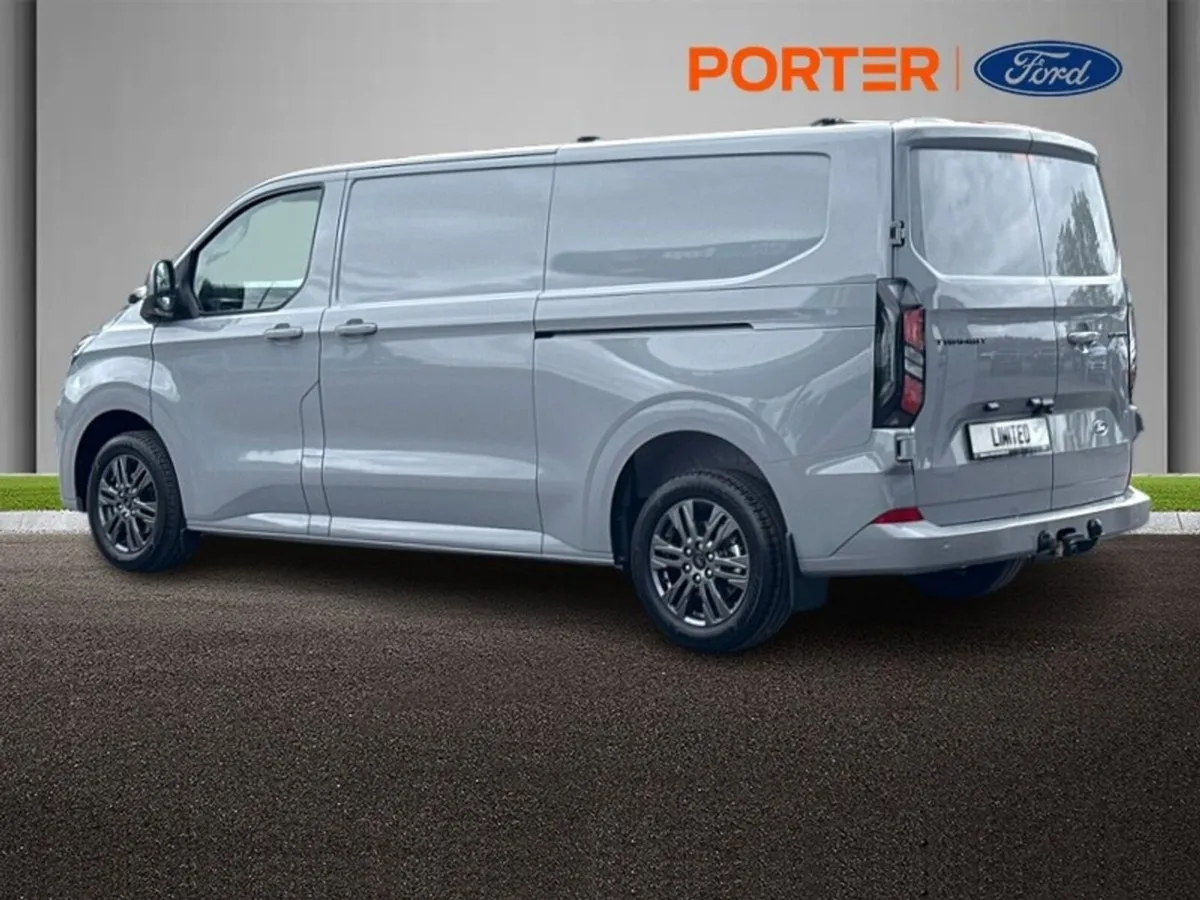 Ford Transit Custom *LIMITED* *AUTO* 320L 2.0 TDCI - Image 3
