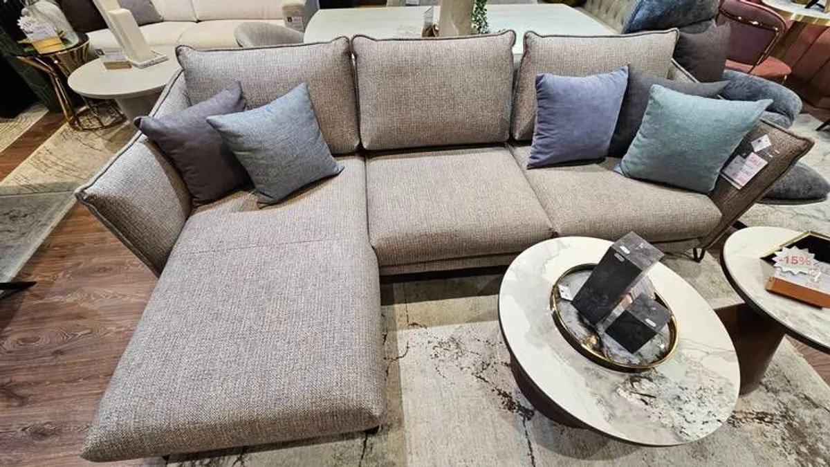 Corner sofa - Image 1