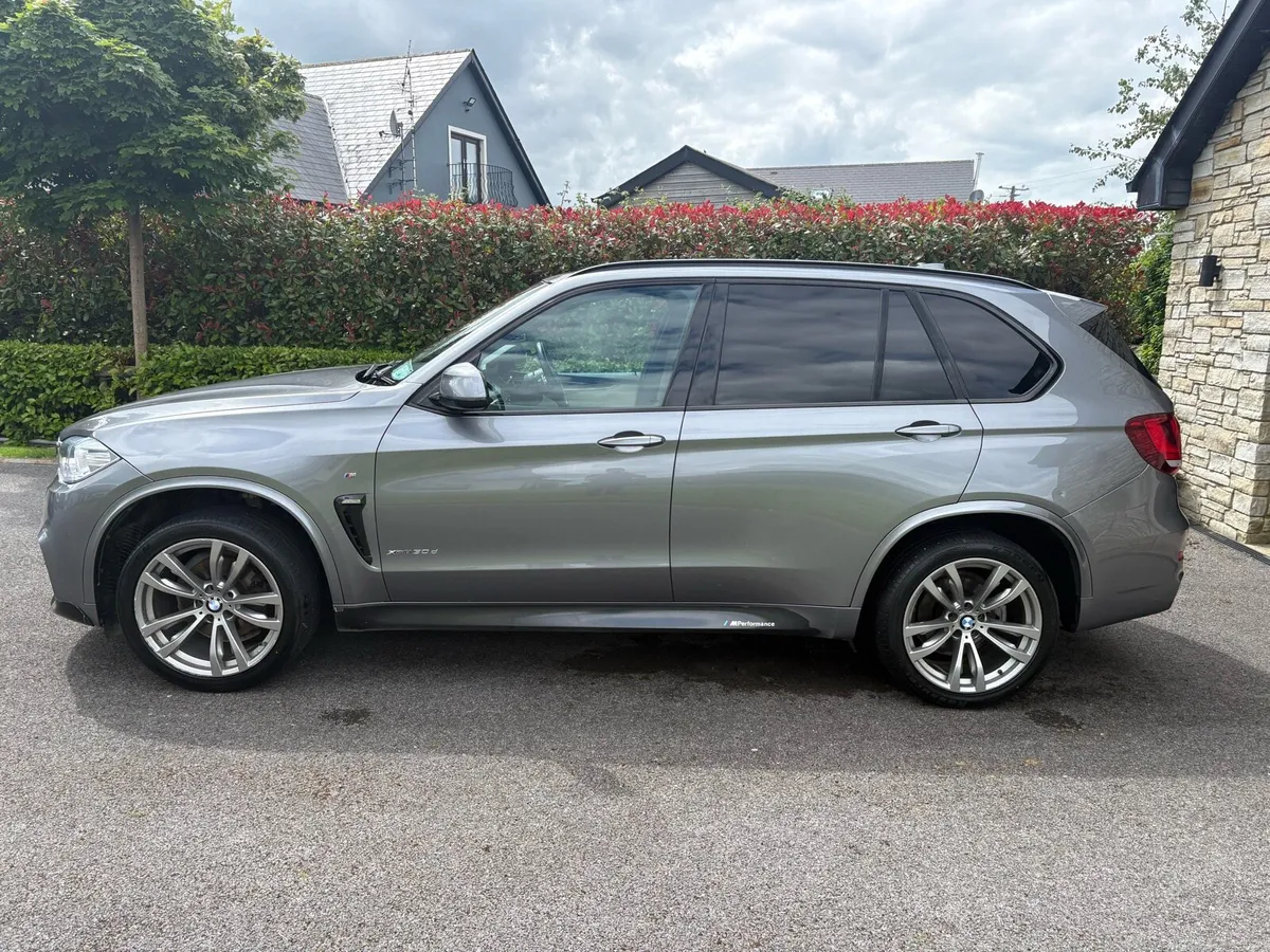 BMW x5 crewcab - Image 3
