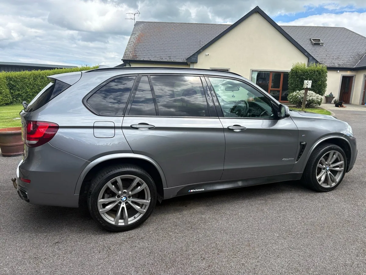 BMW x5 crewcab - Image 4