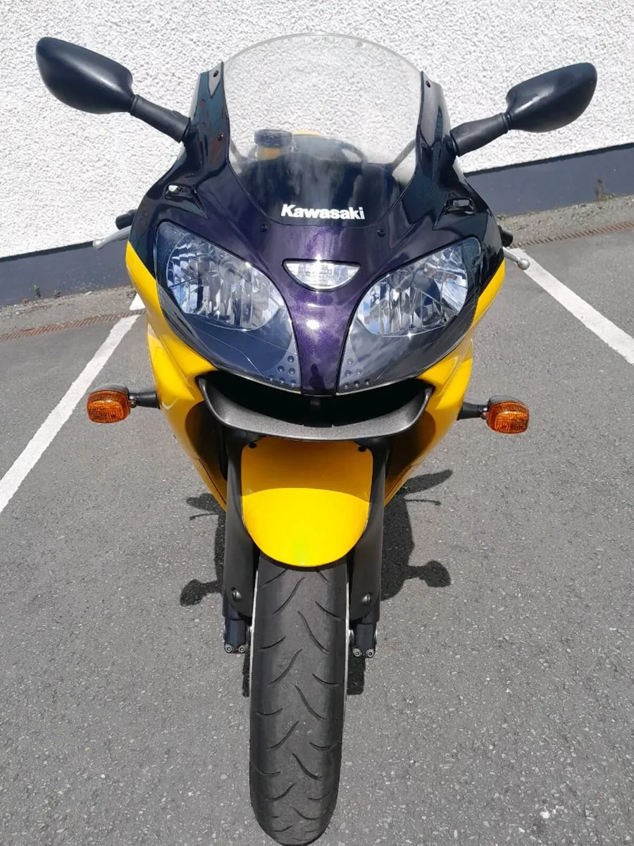 Kawasaki Zx6r 2001 MINT - Image 3
