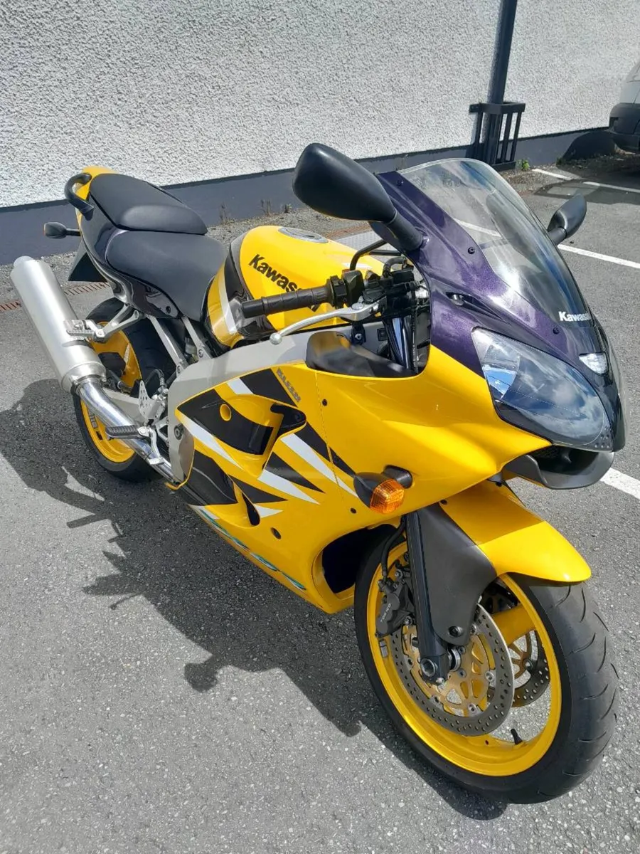 Kawasaki Zx6r 2001 MINT - Image 4