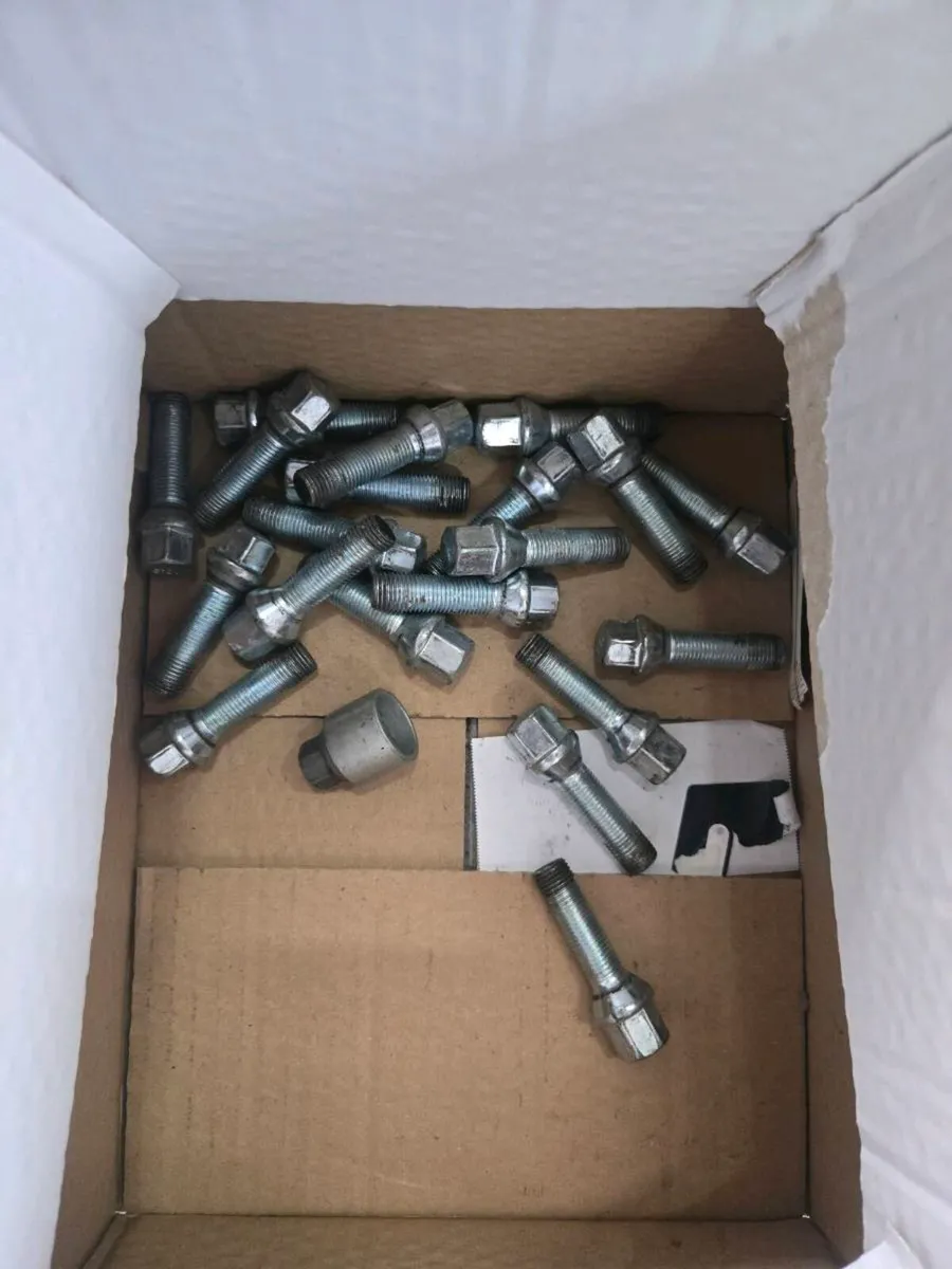 Wheel spacers. - Image 2