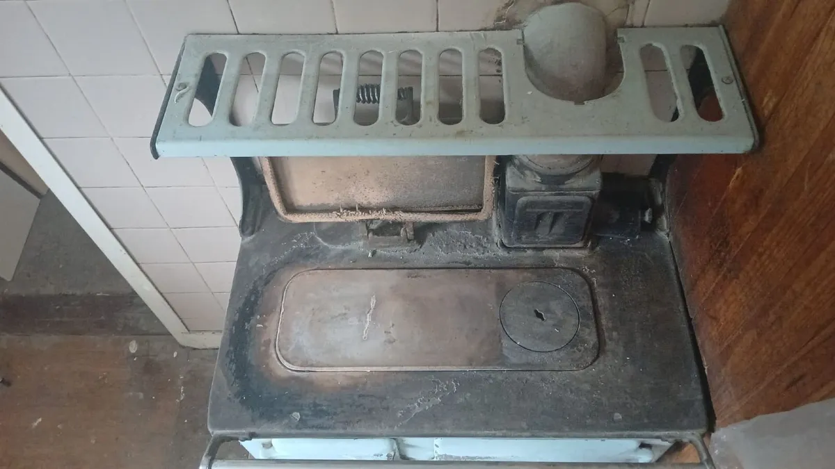 Solid fuel Stove - Image 3