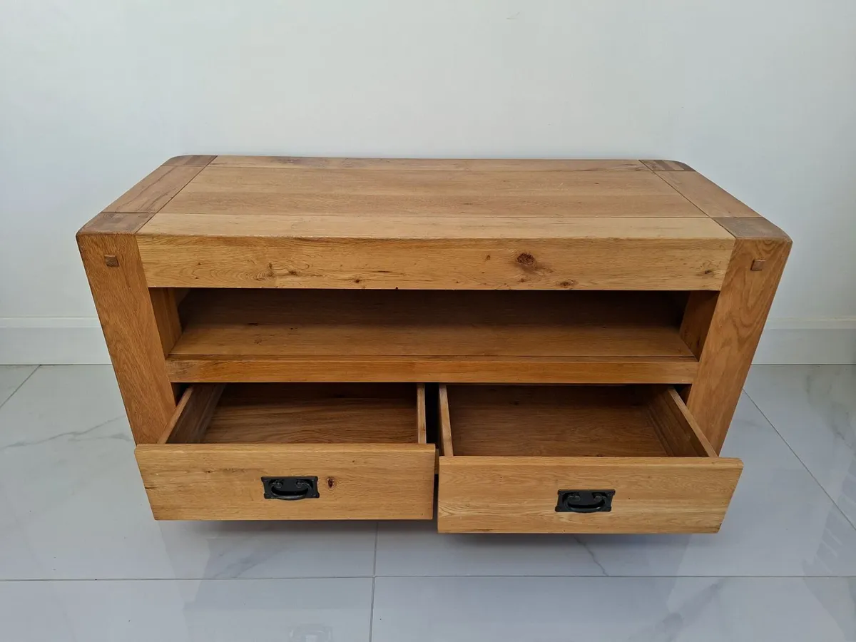 Oak TV unit and Console Table - Image 2