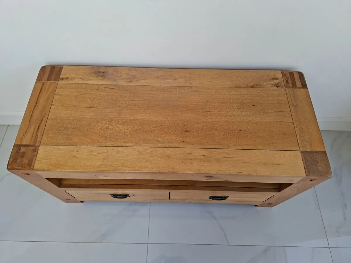Oak TV unit and Console Table - Image 3
