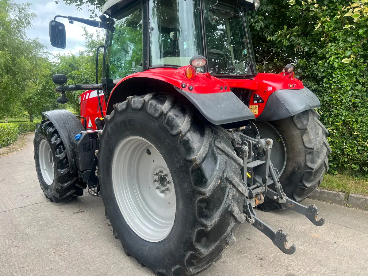 Massey Ferguson 6715S Dyna 4 - Image 2