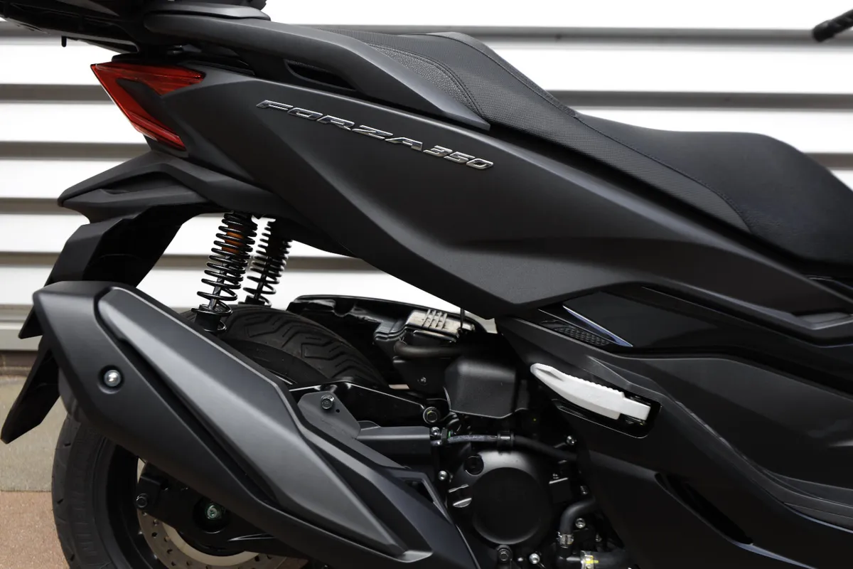 HONDA Forza 350 *Ex-Demo* 261 - Image 3