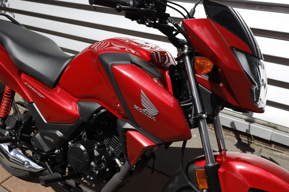 HONDA CB125F *Ex-Demo* 261 - Image 3