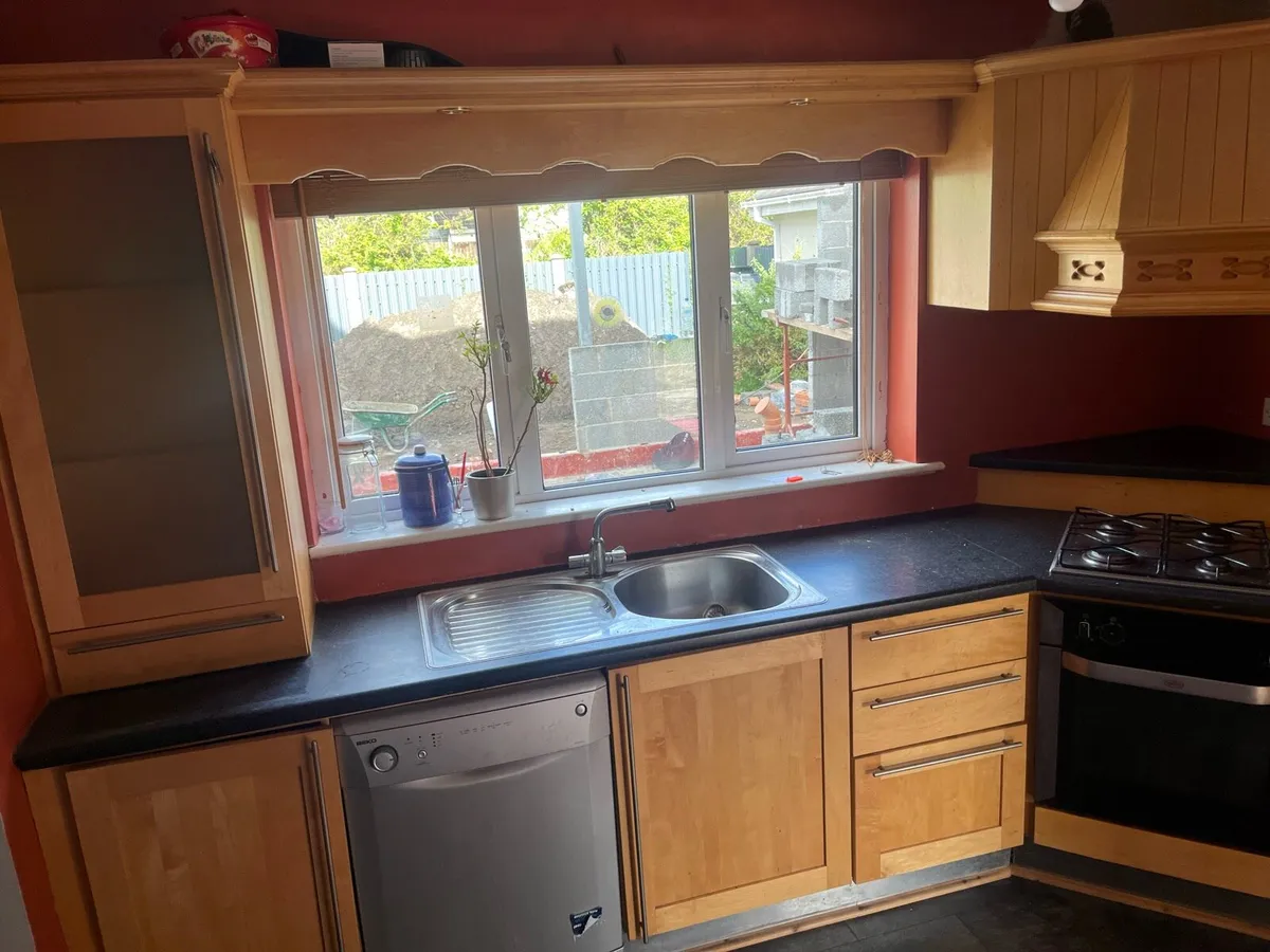 Kitchen - Image 4