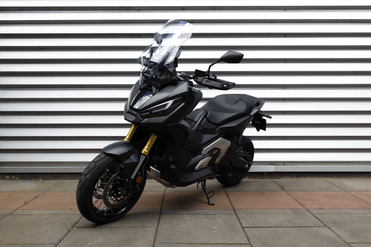 HONDA X-ADV *Ex-Demo* 261 - Image 2