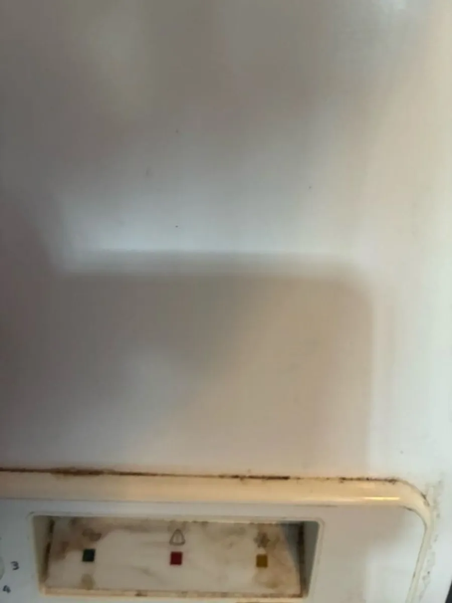 Chest Freezer - Image 4