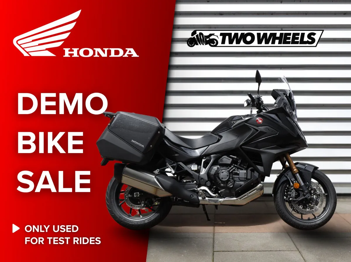 HONDA NT 1100DE *Ex-Demo* 261 - Image 1