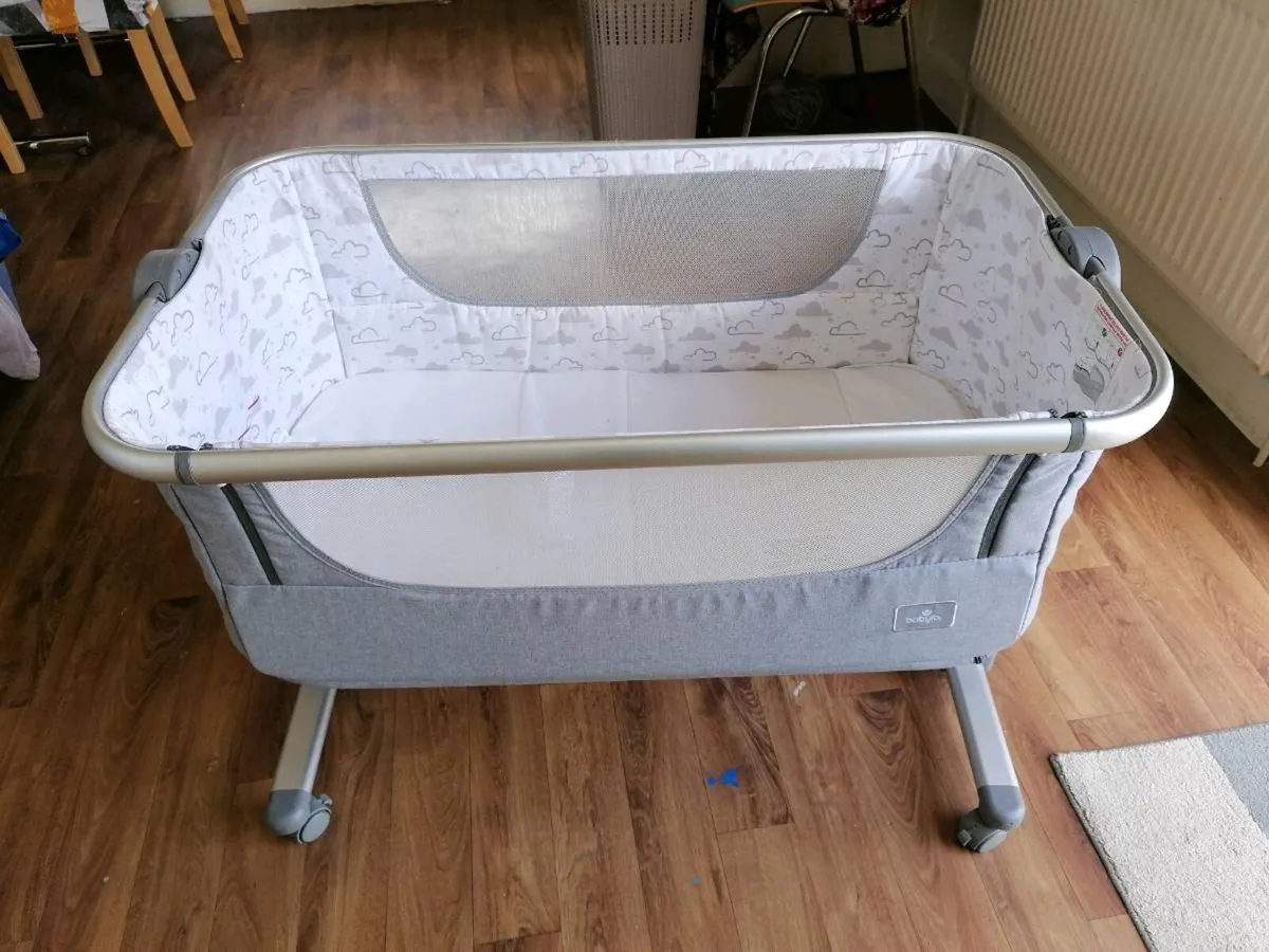 Babylo folding co-sleeper - Image 1