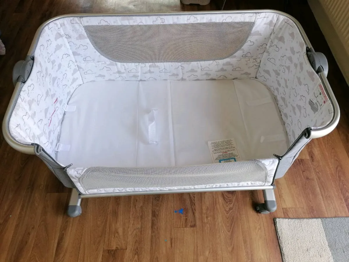 Babylo folding co-sleeper - Image 3