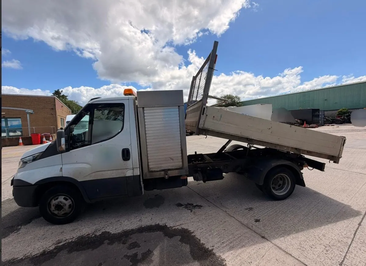 Choice of 2 2015 Iveco Daily 35C13 Trw L1h1 swb - Image 4