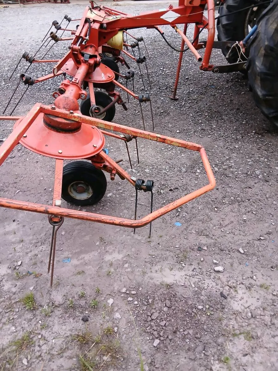 Kuhn GF5001 MH 4 rotor tedder - Image 4