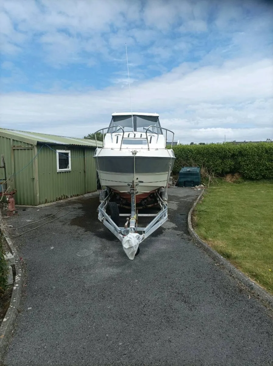 Boat - Image 1