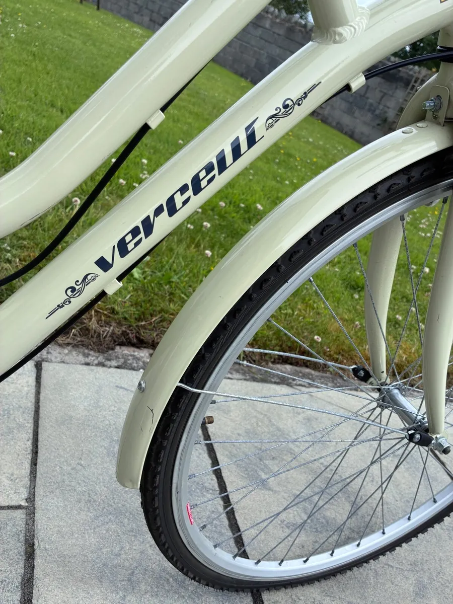 Bike FOR SALE (NEGOTIABLE PRICE) - Image 4