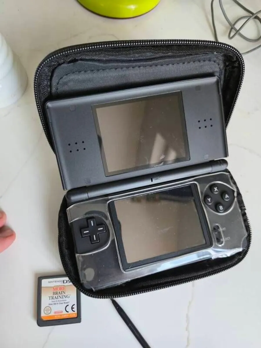 Original Nintendo ds - Image 4
