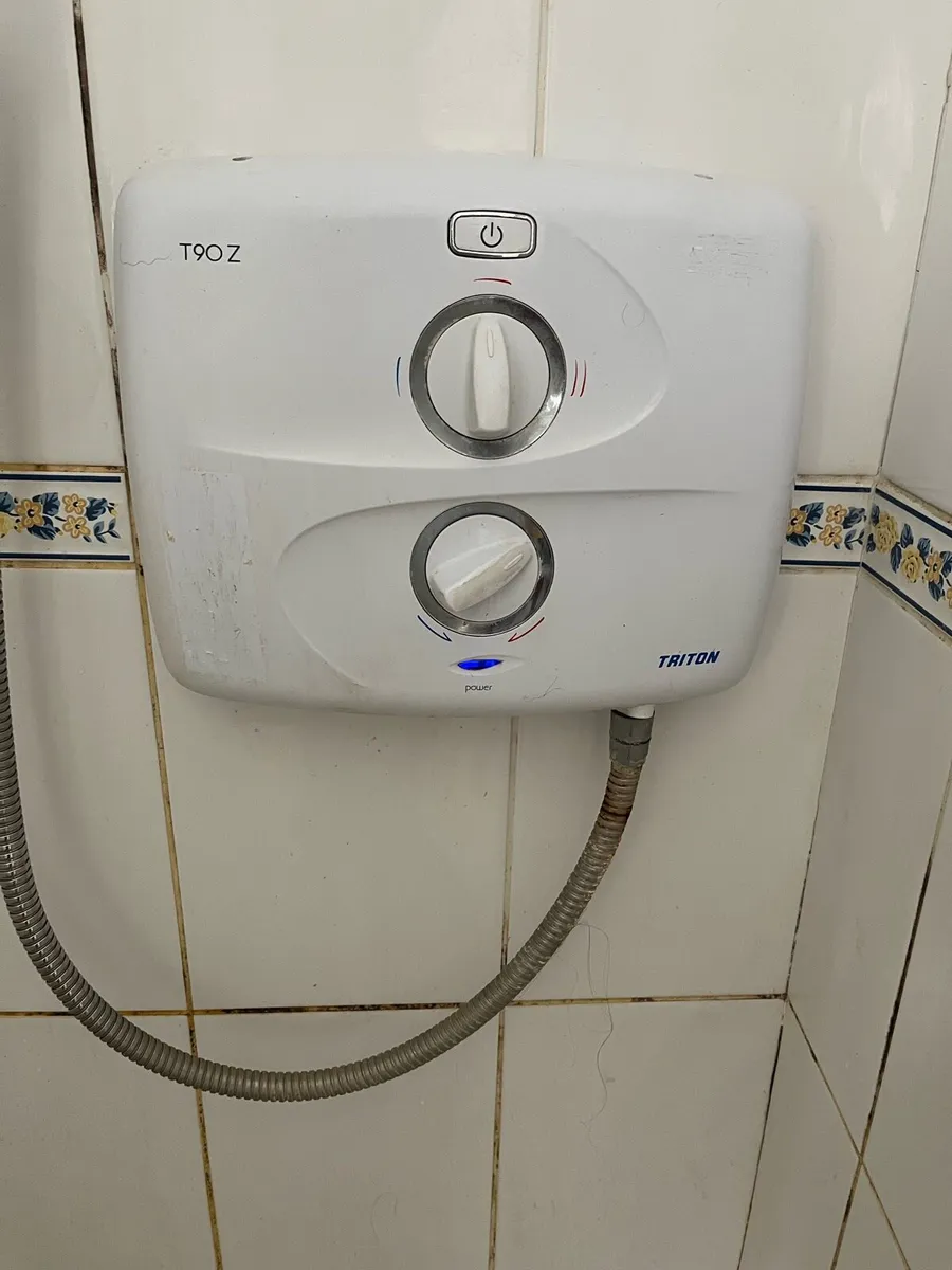 Shower - Image 1