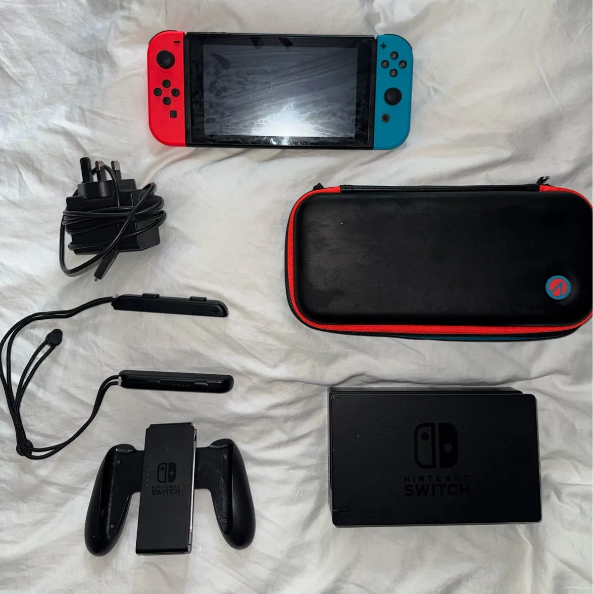 Nintendo Switch - Image 4