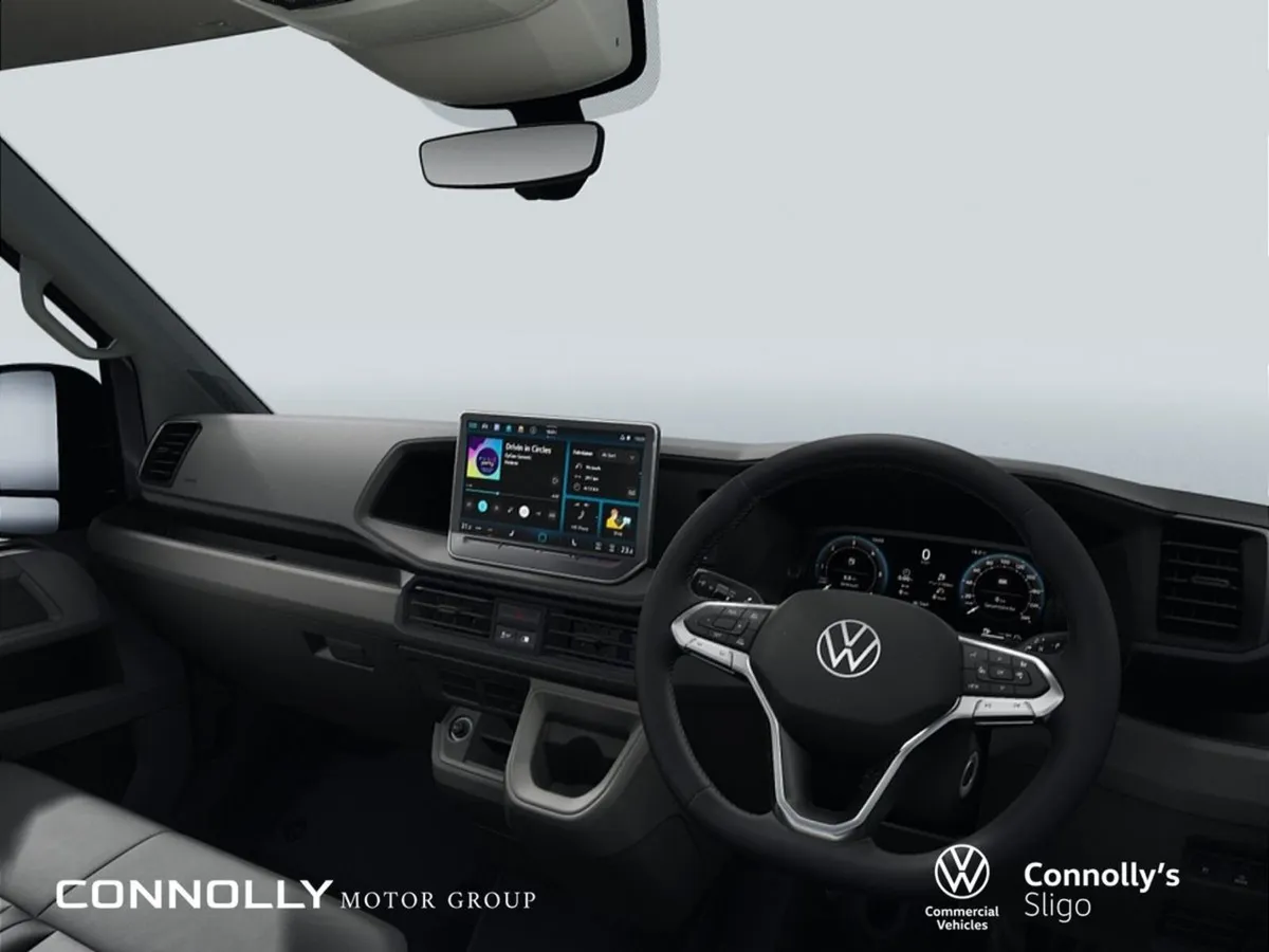 Volkswagen Crafter MWB Highline 140 bhp - Image 2