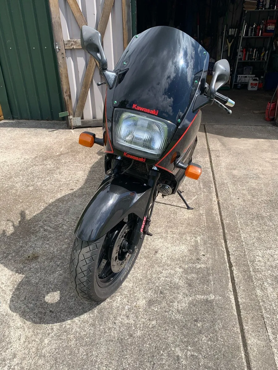 Kawasaki gpx750 - Image 3