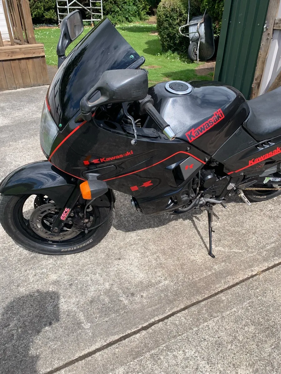 Kawasaki gpx750 - Image 4