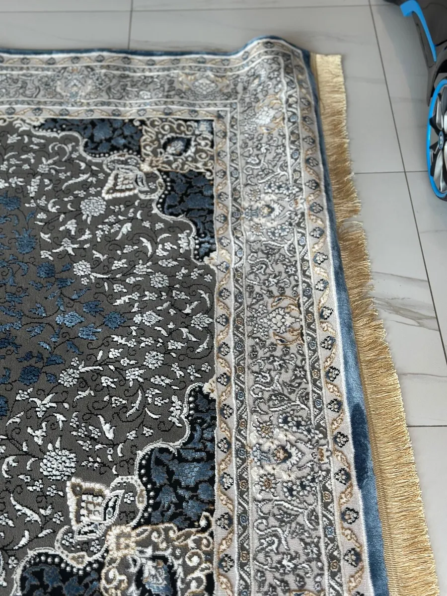 Persian-Style Rug – Grey & Blue, Brand New Unused - Image 4