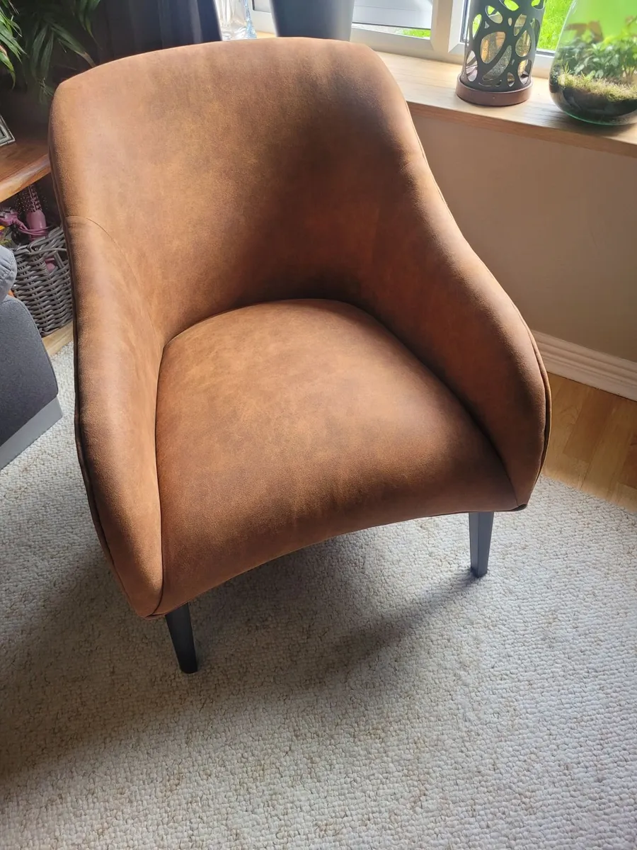 Modern leather chair NEW - Image 2