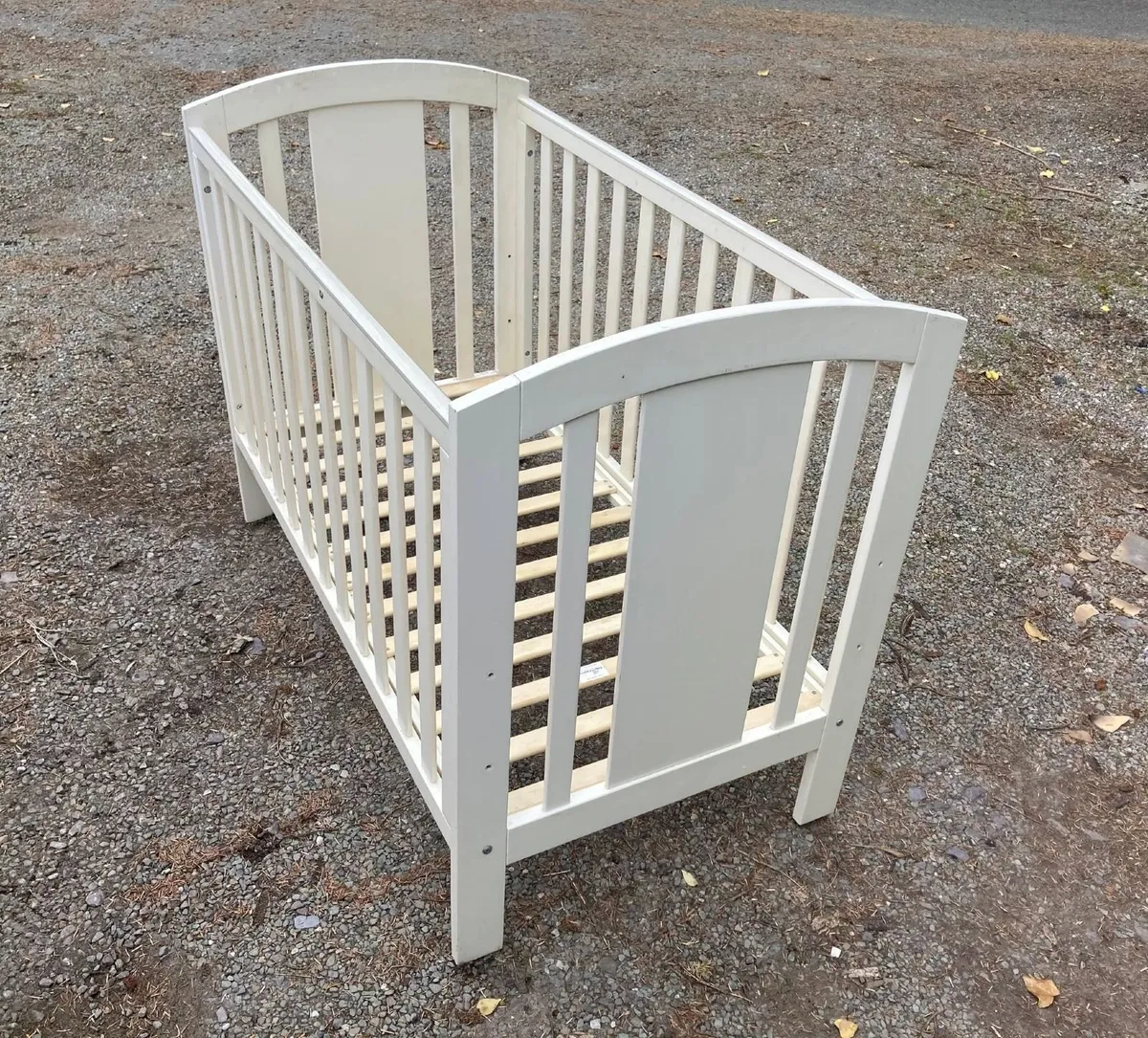 Large Baby Cot – Excellent Condition - Image 2