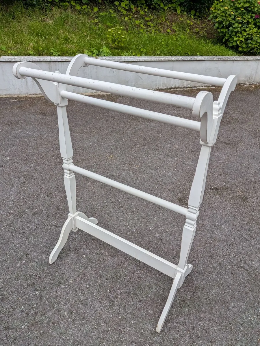 Wooden Towel Rail
