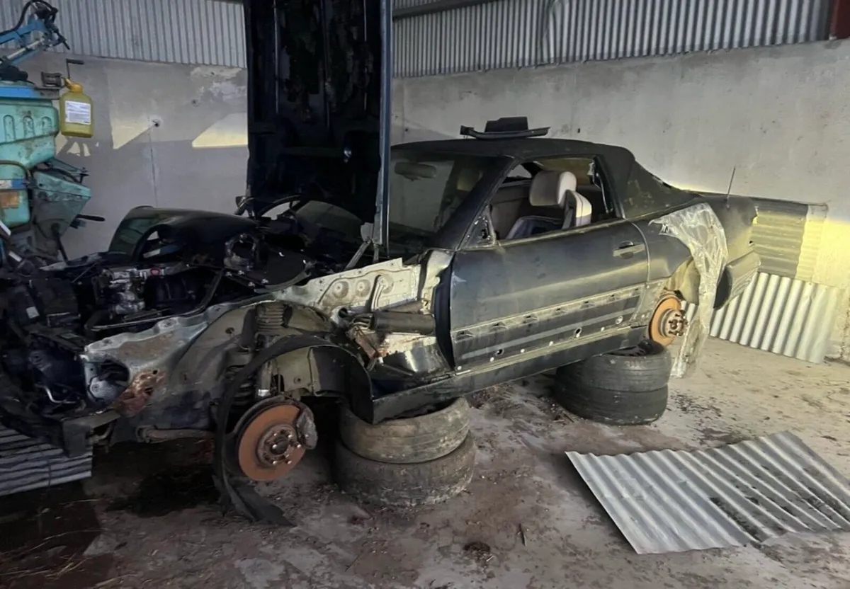 Mercedes R129 Breaking. SL320 - Image 1