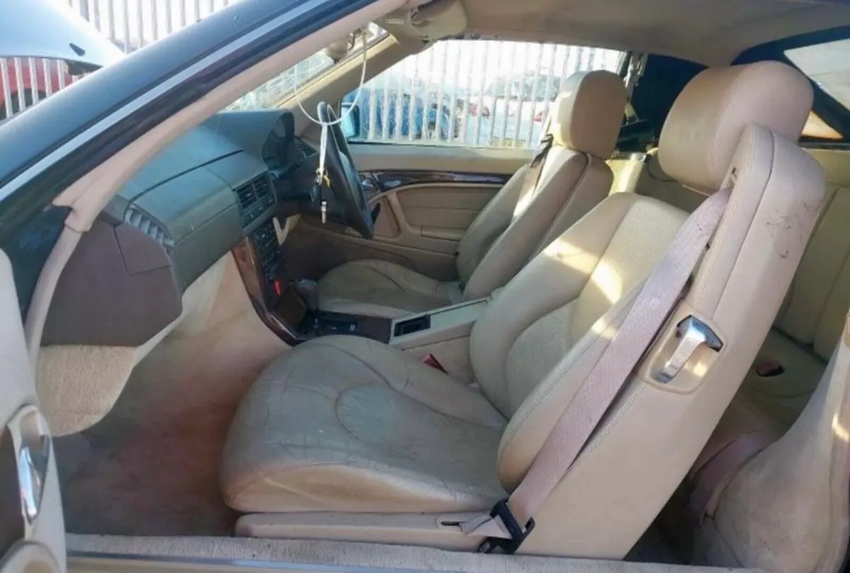 Mercedes R129 Breaking. SL320 - Image 2