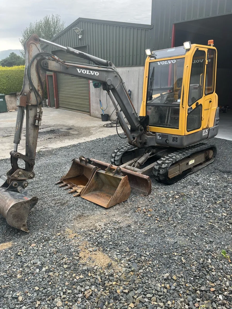 Volvo EC25 - Image 1