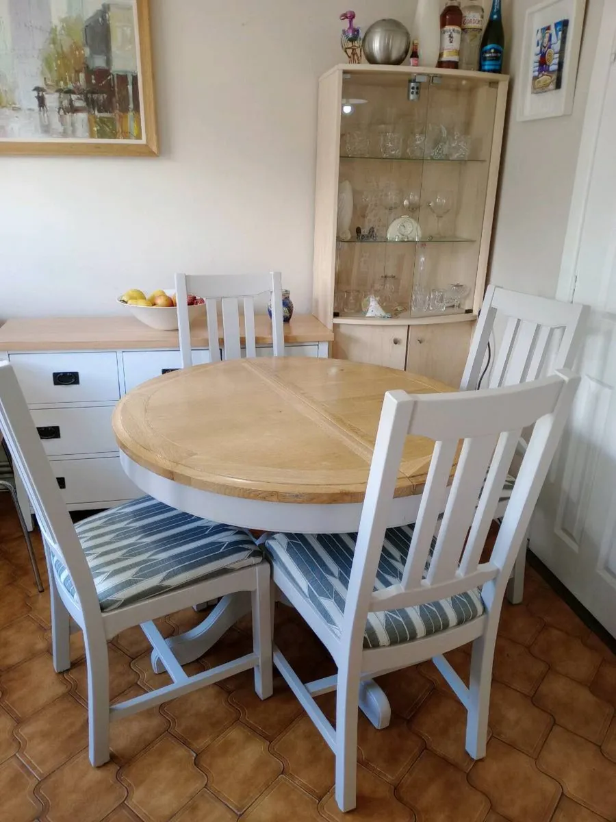 Solid Oak Extendable Dining Table and 4 Chairs - Image 1