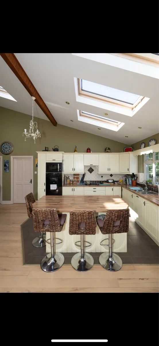 Kitchen Island bar stools - Image 2