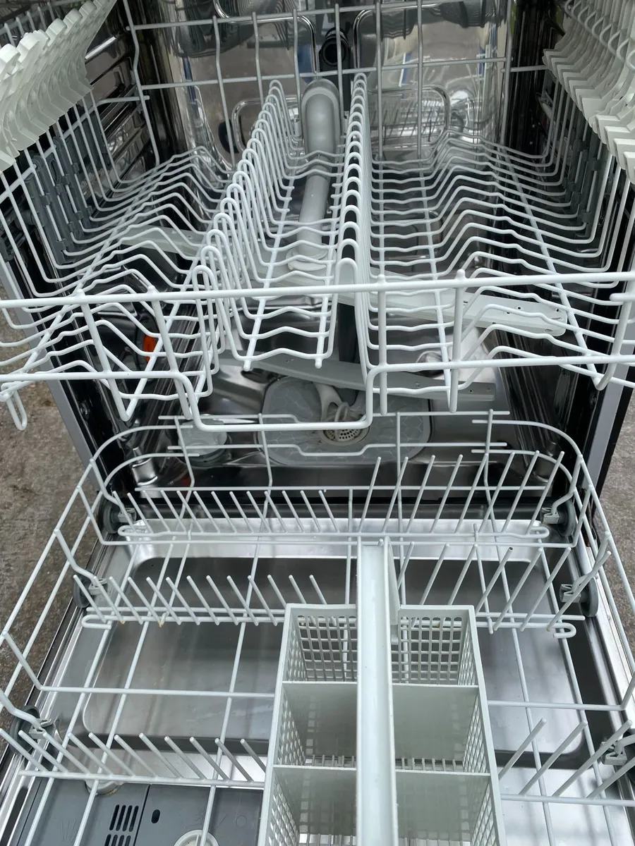 Zanussi Dishwasher - Image 2