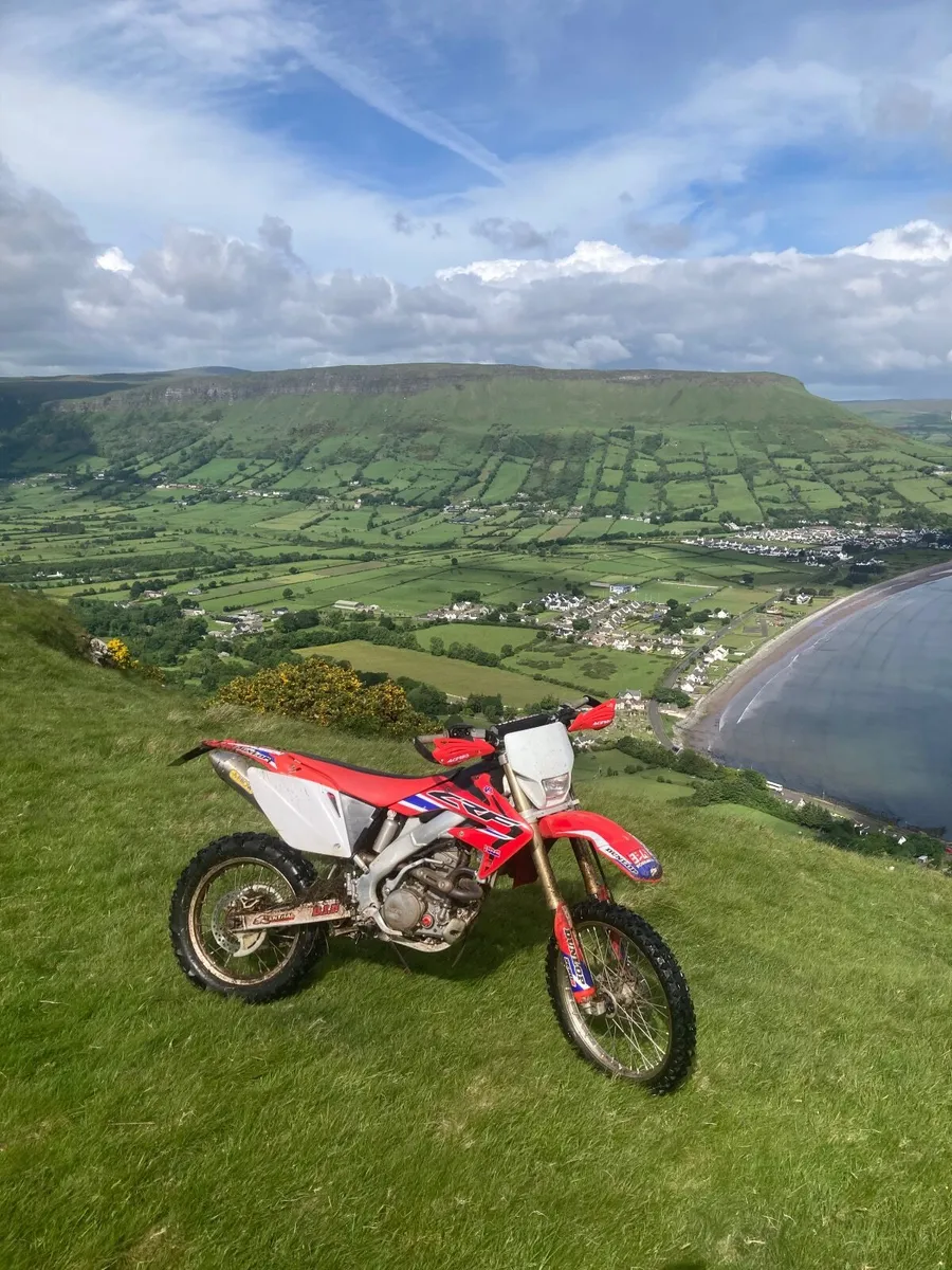 Honda CRF 2004 - Image 1