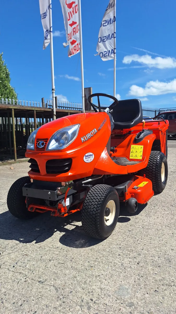 Kubot GR1600 ride on mower - Image 2