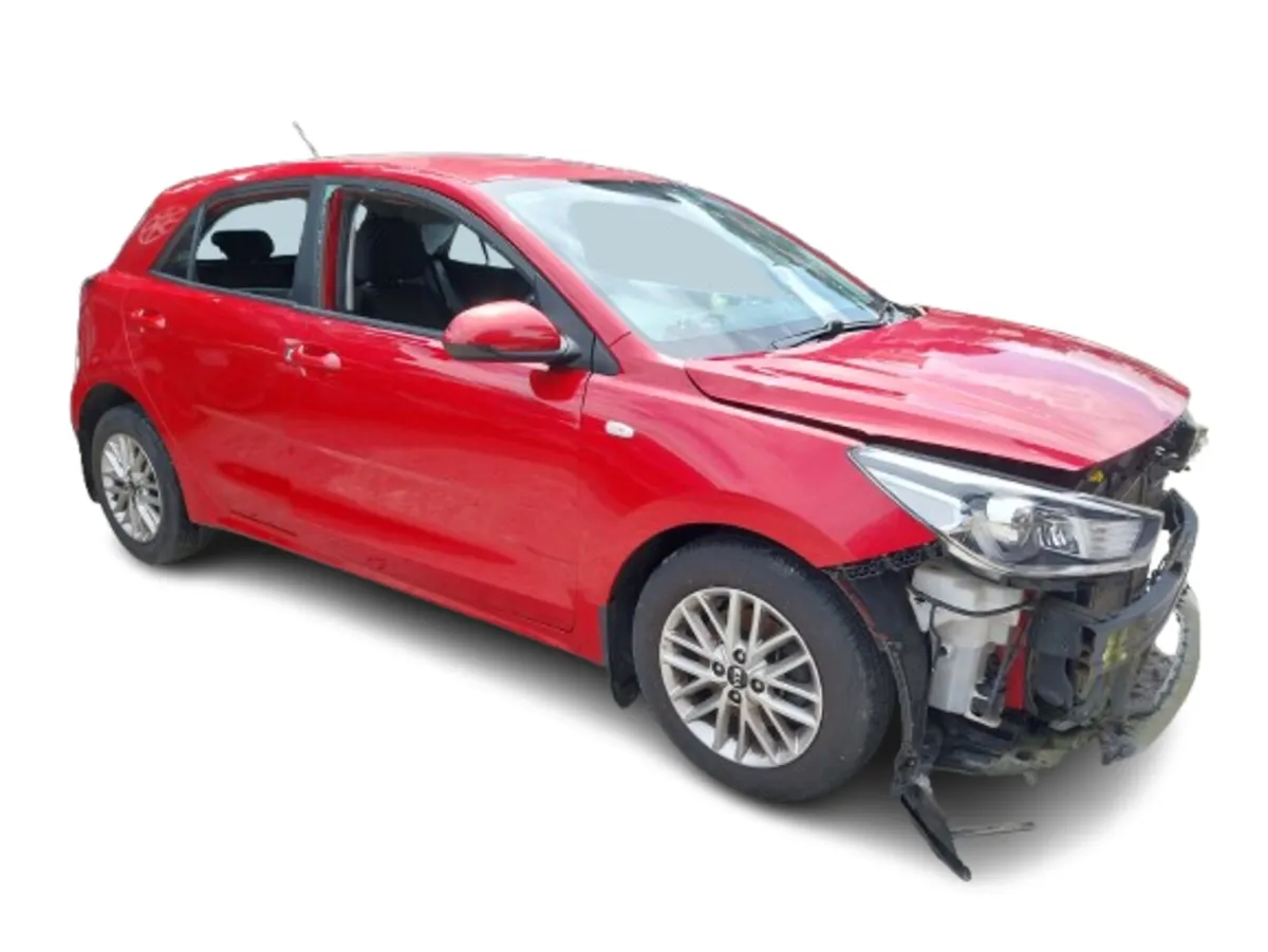 2019 KIA RIO For Breaking/Dismantling - Image 1